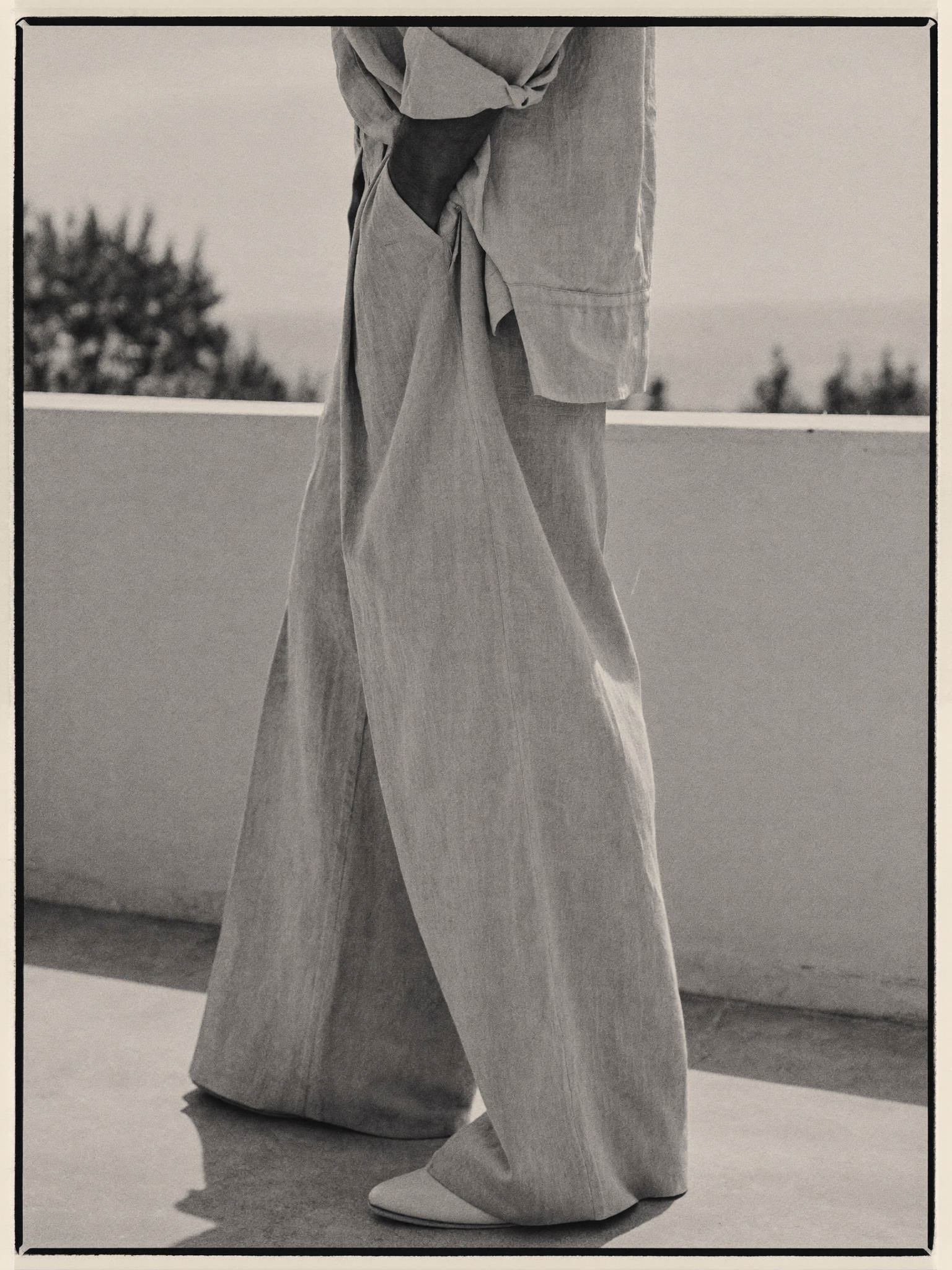The Linen Trouser — Voss & Grey
